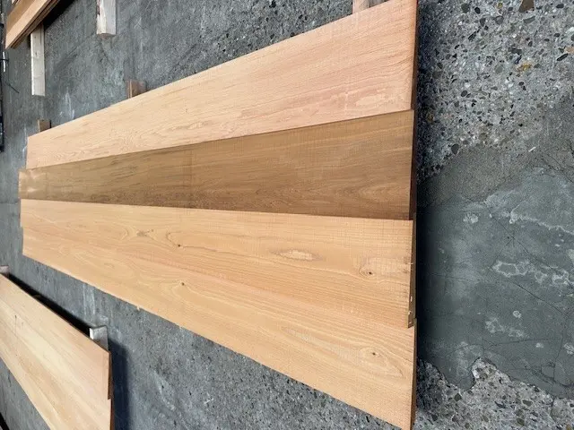 Western Red Cedar, No2 Clear & Better, KD Zweeds rabat, met zichtzijde fijn bezaagd